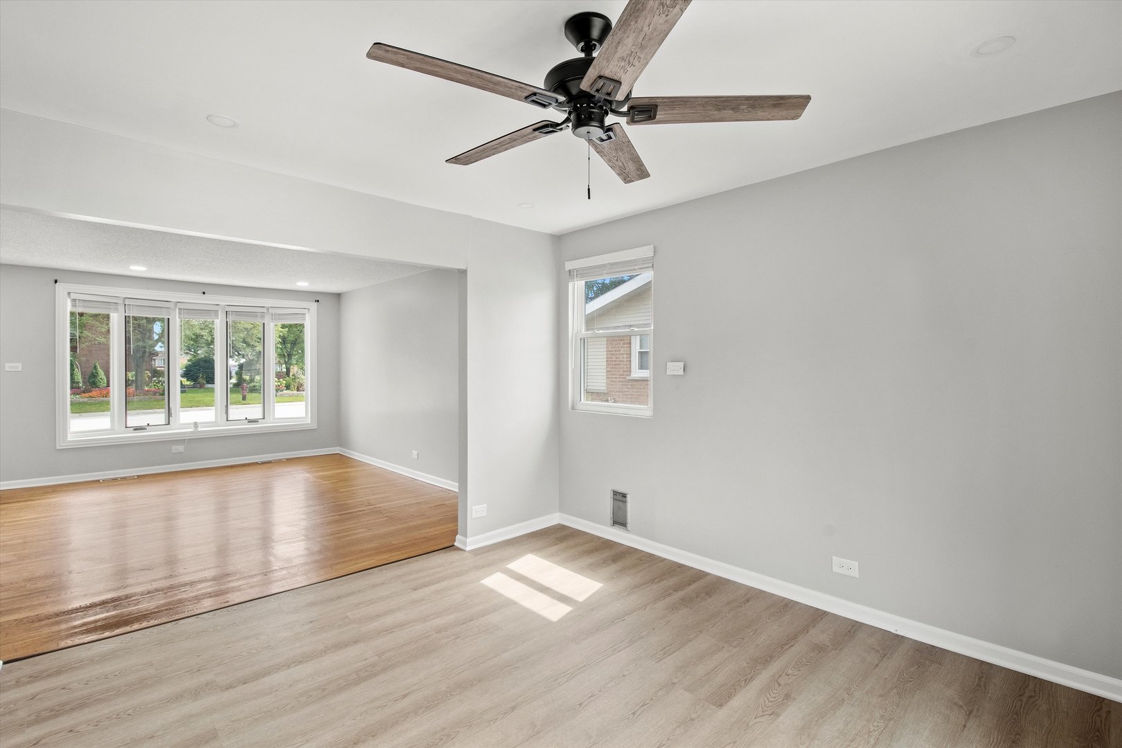 13018 W Playfield Drive, Crestwood, IL 60418