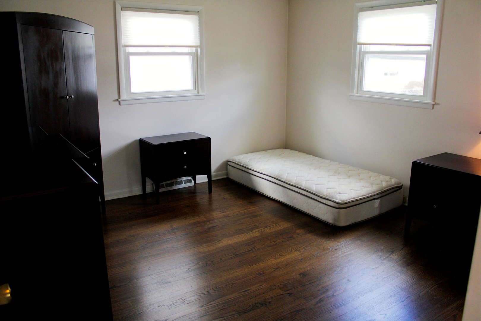 2510 S 17th Avenue, Broadview, IL 60155