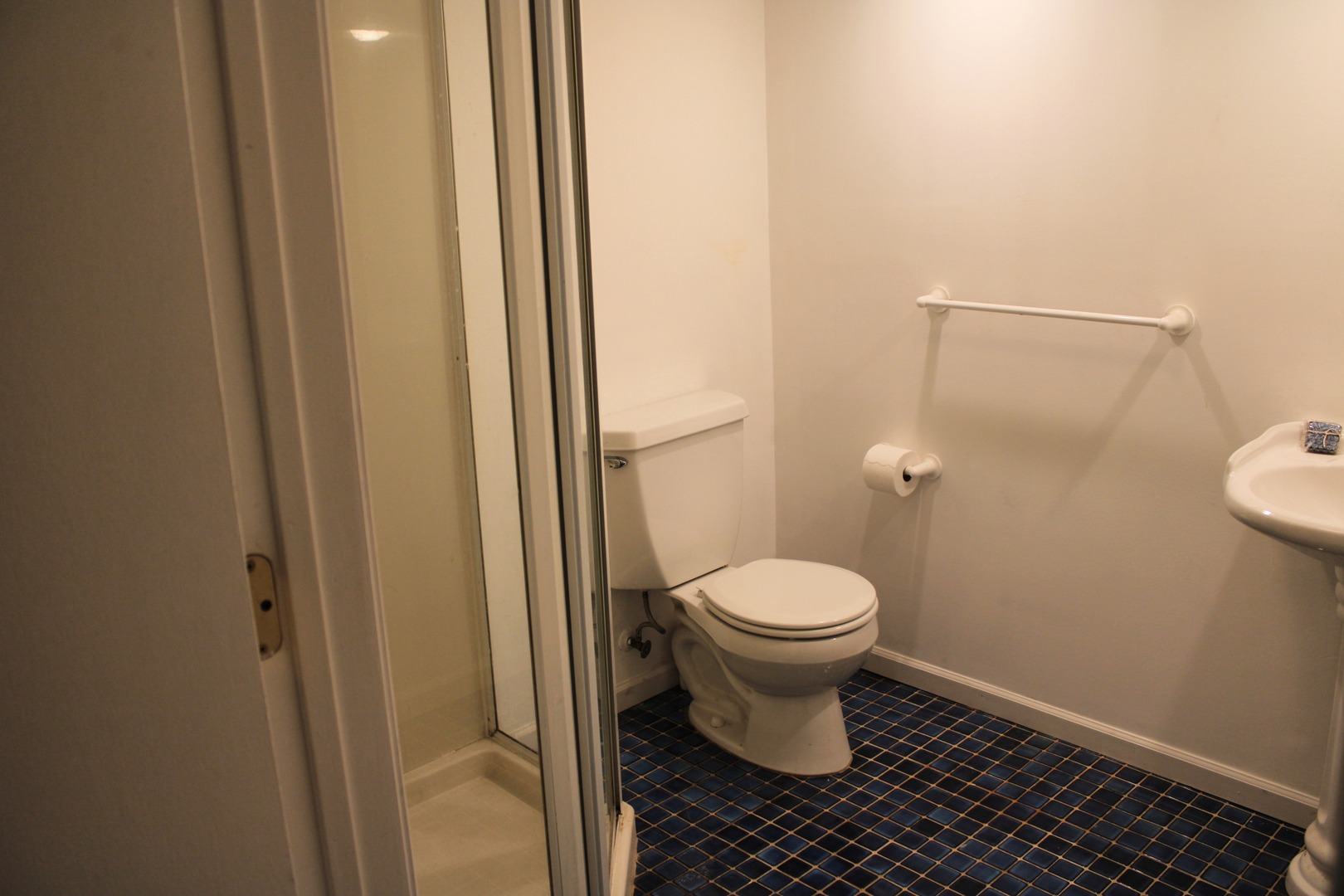 2510 S 17th Avenue, Broadview, IL 60155