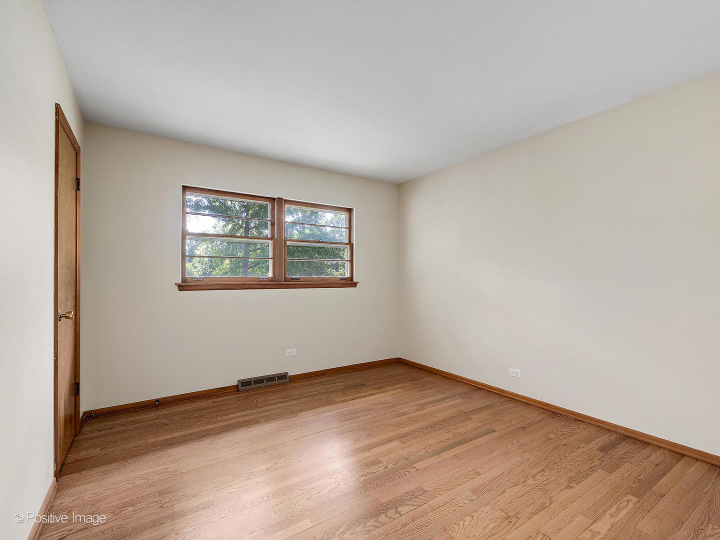 446 Naperville Road, Clarendon Hills, IL 60514