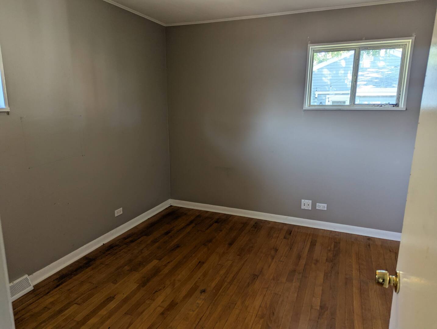 413 W PALATINE Road, Palatine, IL 60067