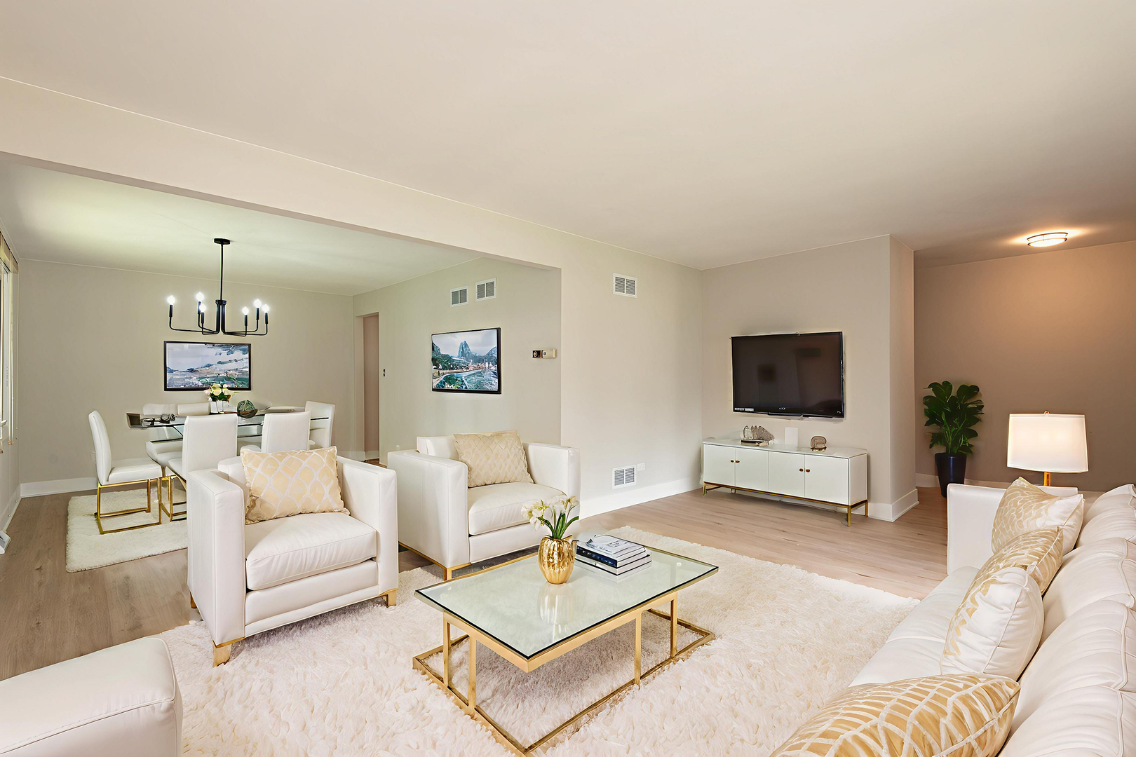 13040 W Tanglewood Circle, Palos Park, IL 60464