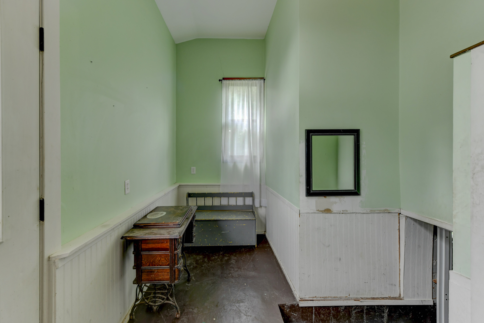 1322 Benton Street, Crete, IL 60417