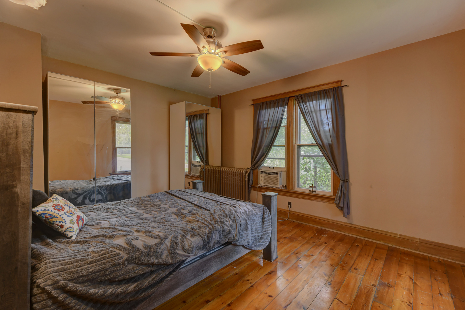 1322 Benton Street, Crete, IL 60417