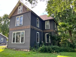 1322 Benton Street, Crete, IL 60417