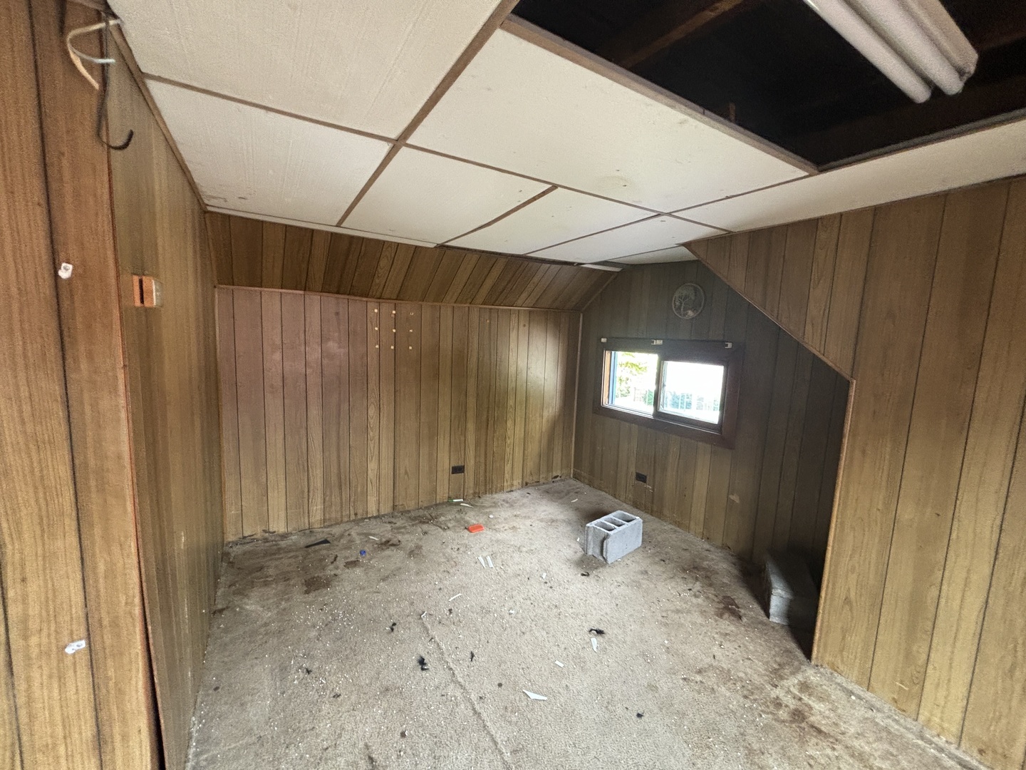 8005 S Ridgeland Avenue, Chicago, IL 60617