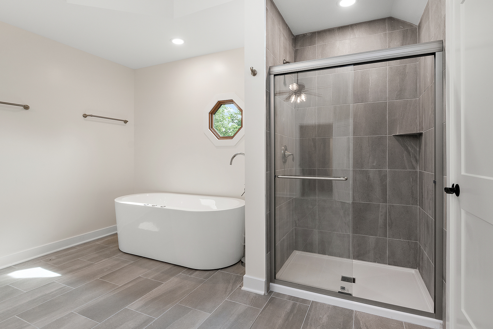 817 Cardiff Road, Naperville, IL 60565