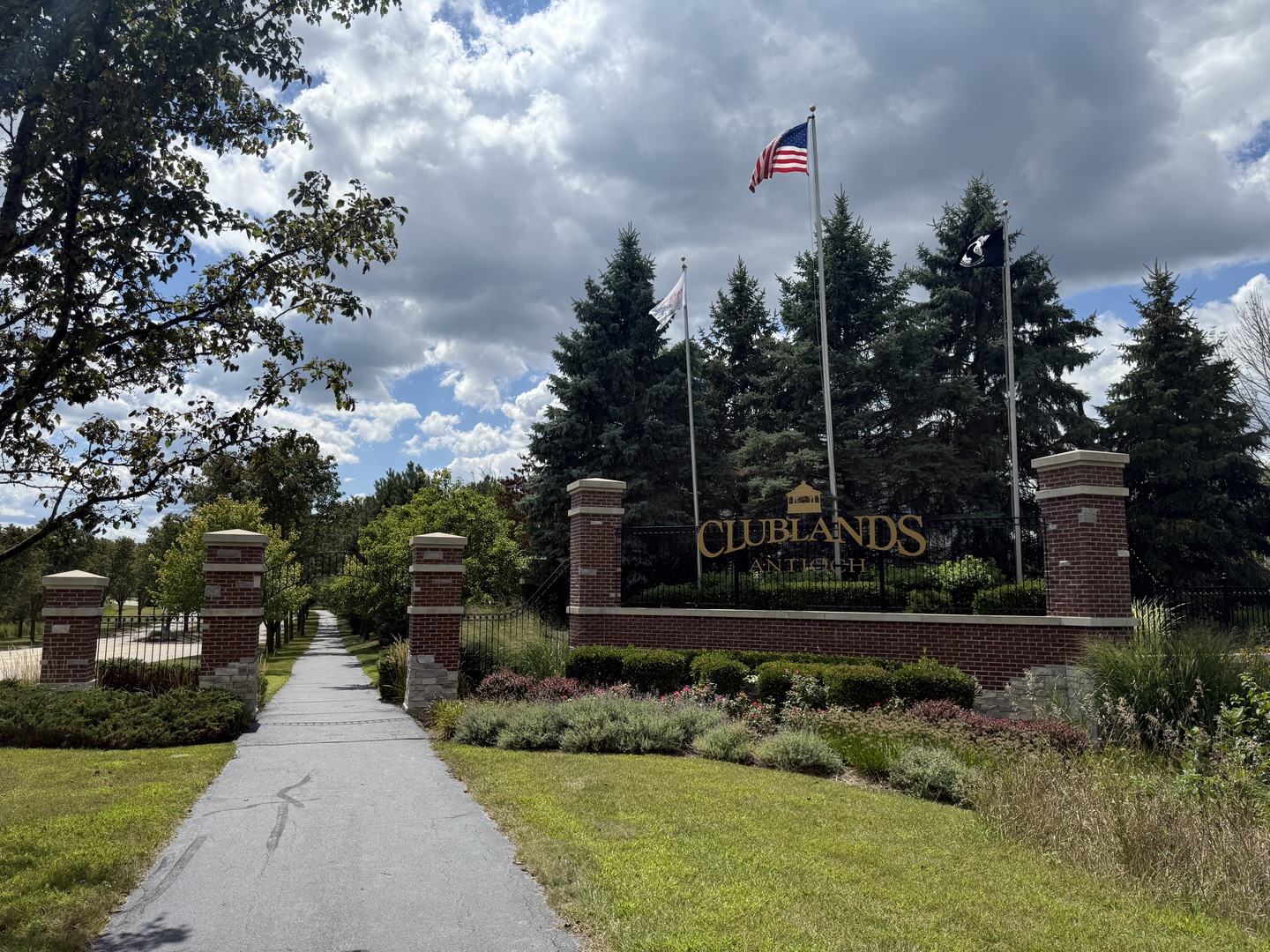 1087 Waterview Circle, Antioch, IL 60002