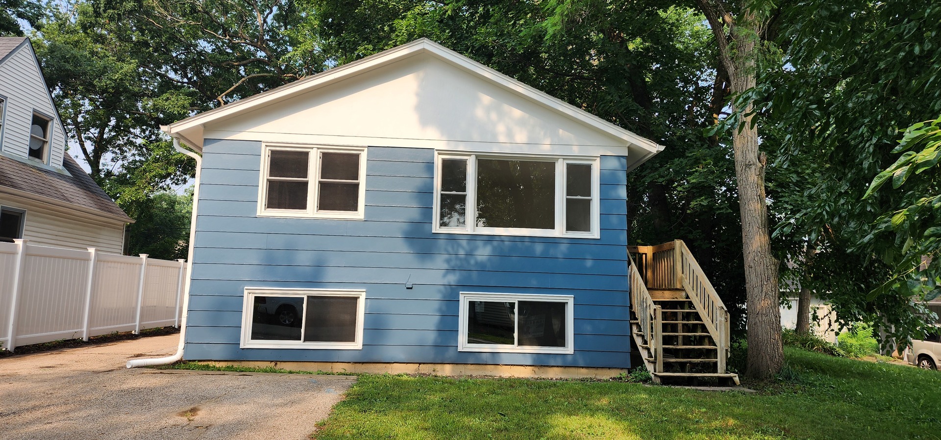 414 Fairlawn Drive, Round Lake Park, IL 60073