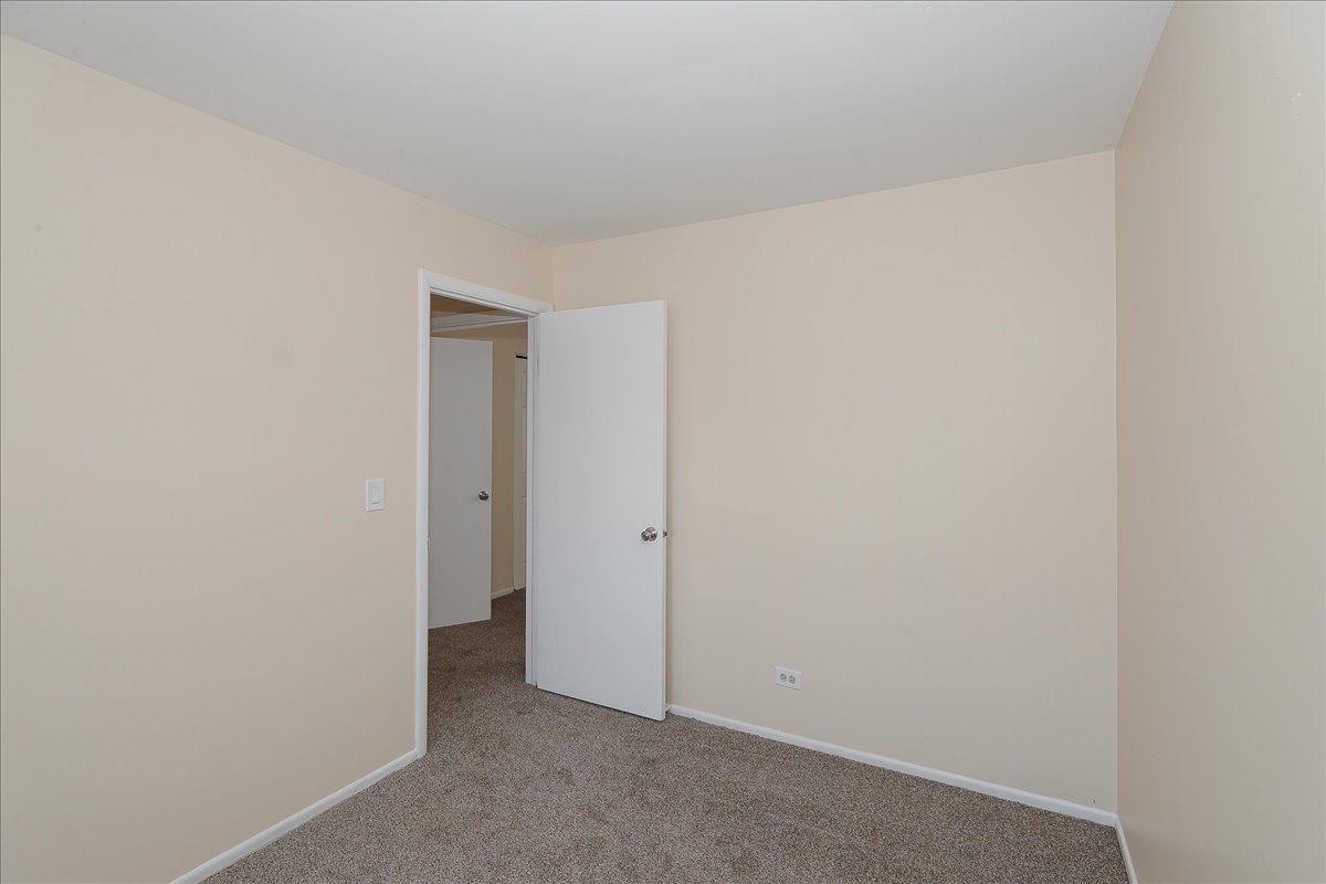 23 WILDWOOD Lane #G, Bolingbrook, IL 60440