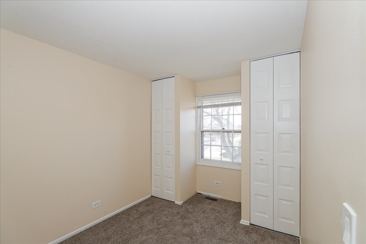23 WILDWOOD Lane #G, Bolingbrook, IL 60440