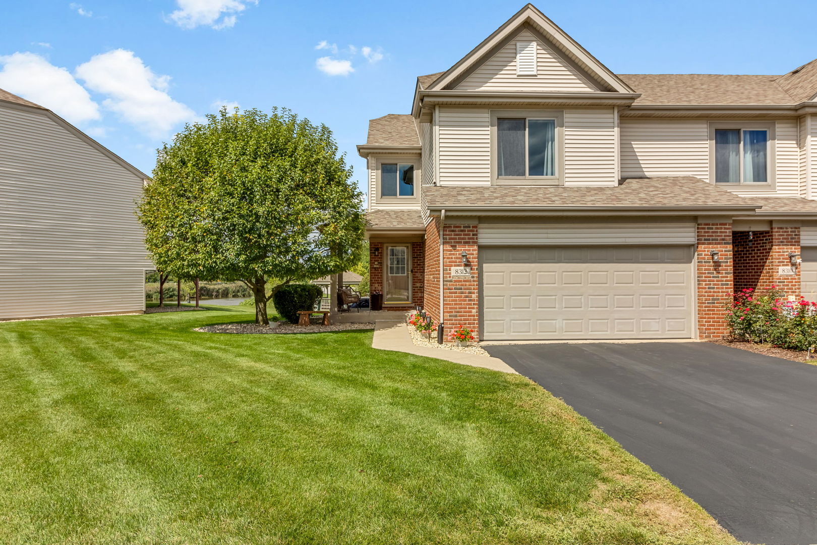 8312 Chestnut Court, Frankfort, IL 60423