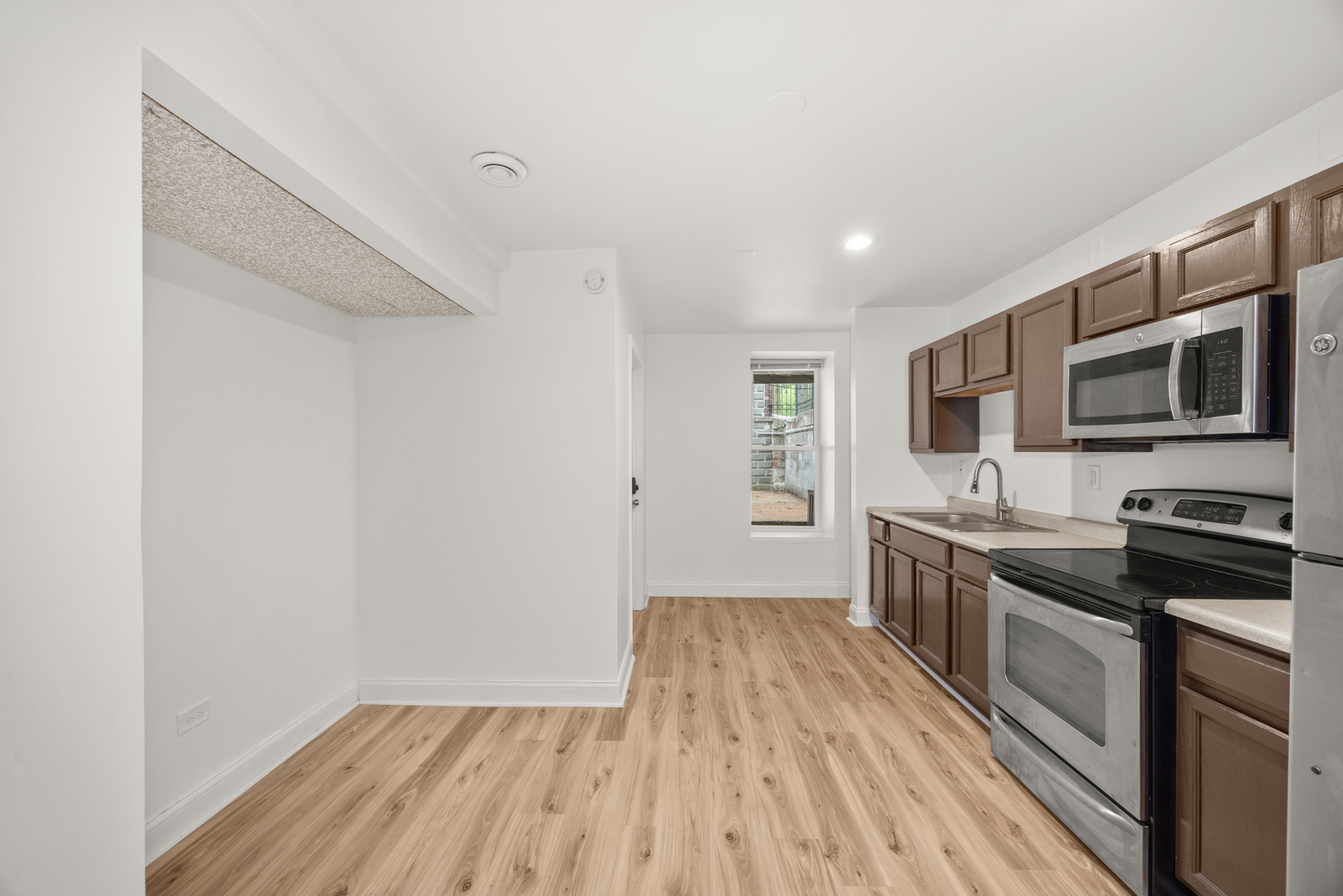 2228 S Wood Street #B, Chicago, IL 60608