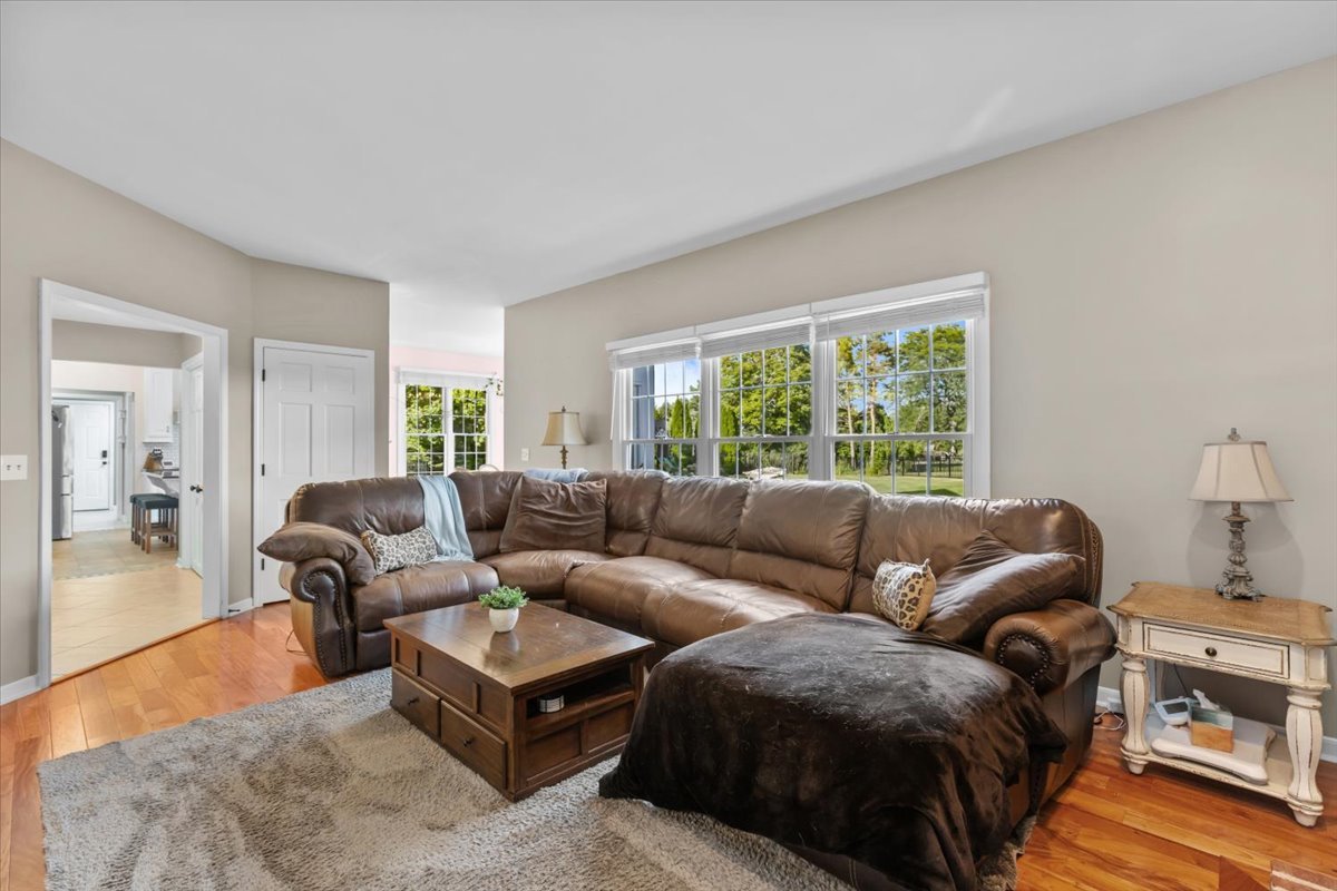 36259 N Field View Drive, Gurnee, IL 60031