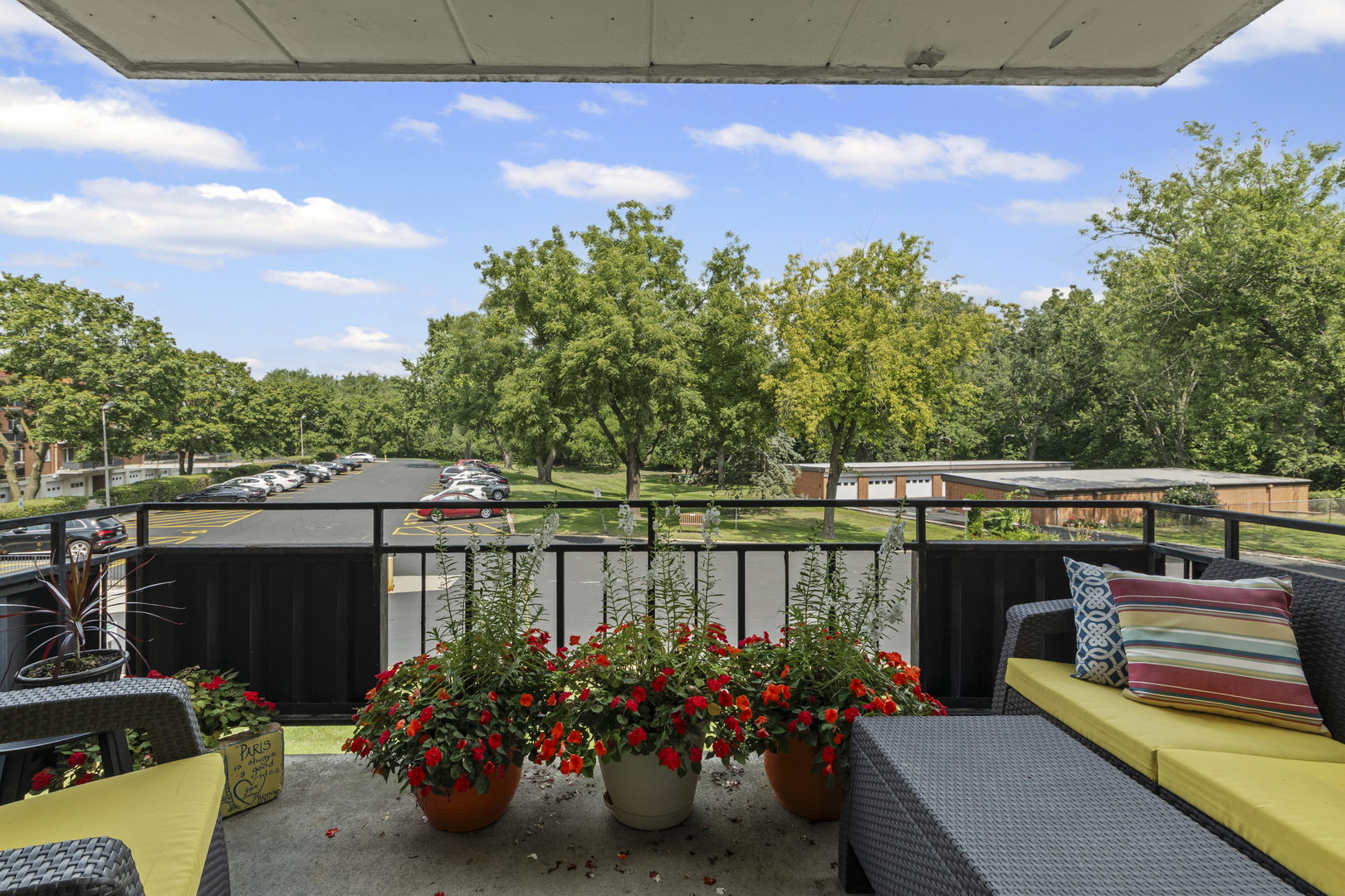 940 Holbrook Road #8B, Homewood, IL 60430