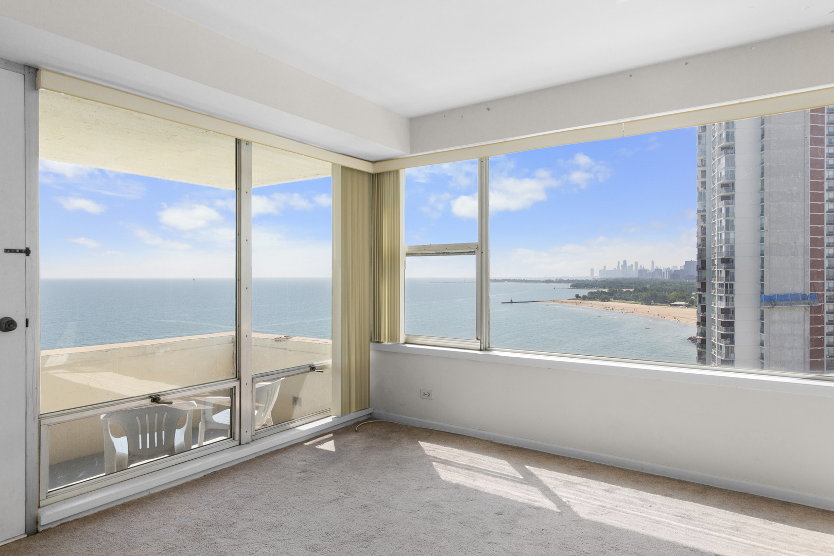 6157 N Sheridan Road #19G, Chicago, IL 60660