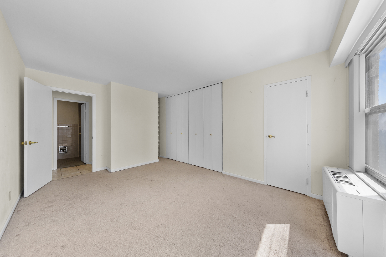 6157 N Sheridan Road #19G, Chicago, IL 60660