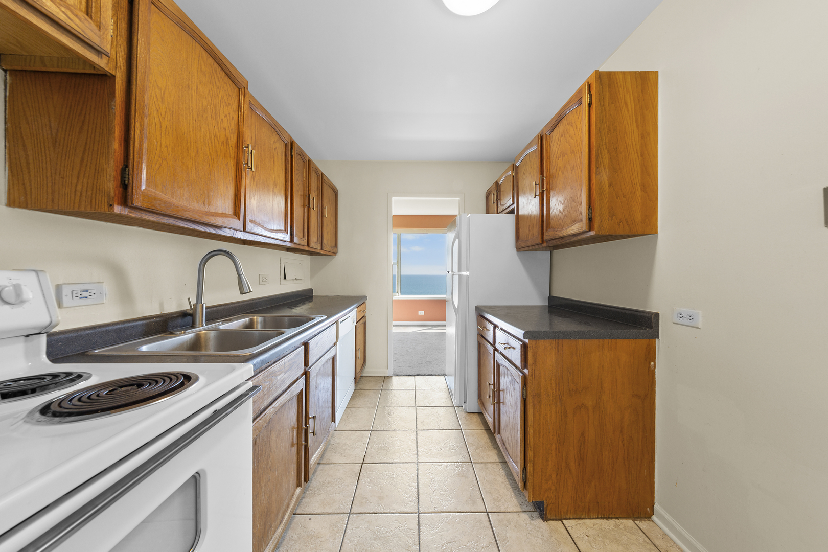 6157 N Sheridan Road #19G, Chicago, IL 60660
