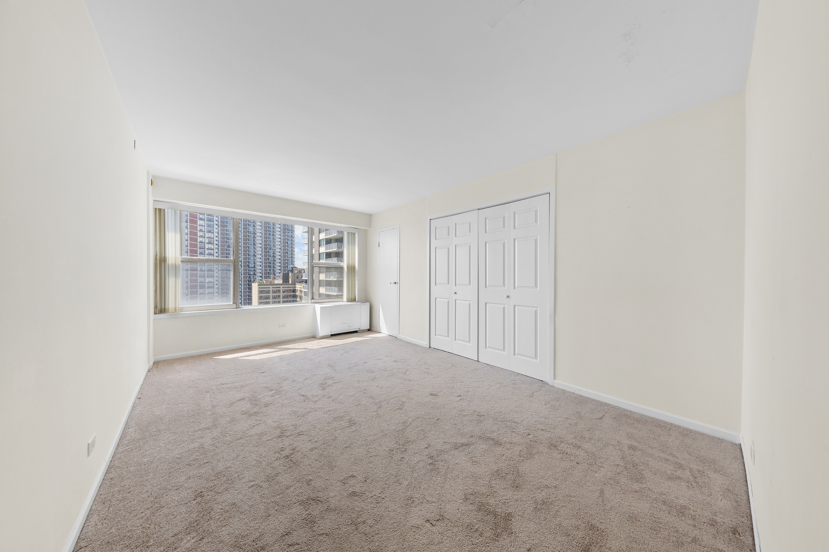 6157 N Sheridan Road #19G, Chicago, IL 60660