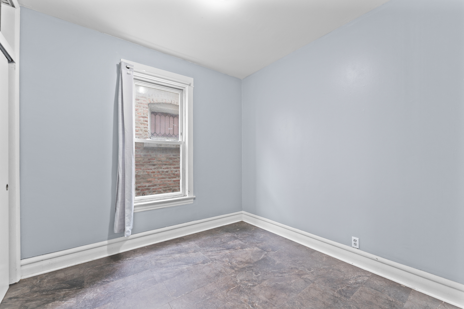 2242 N Keystone Avenue, Chicago, IL 60639