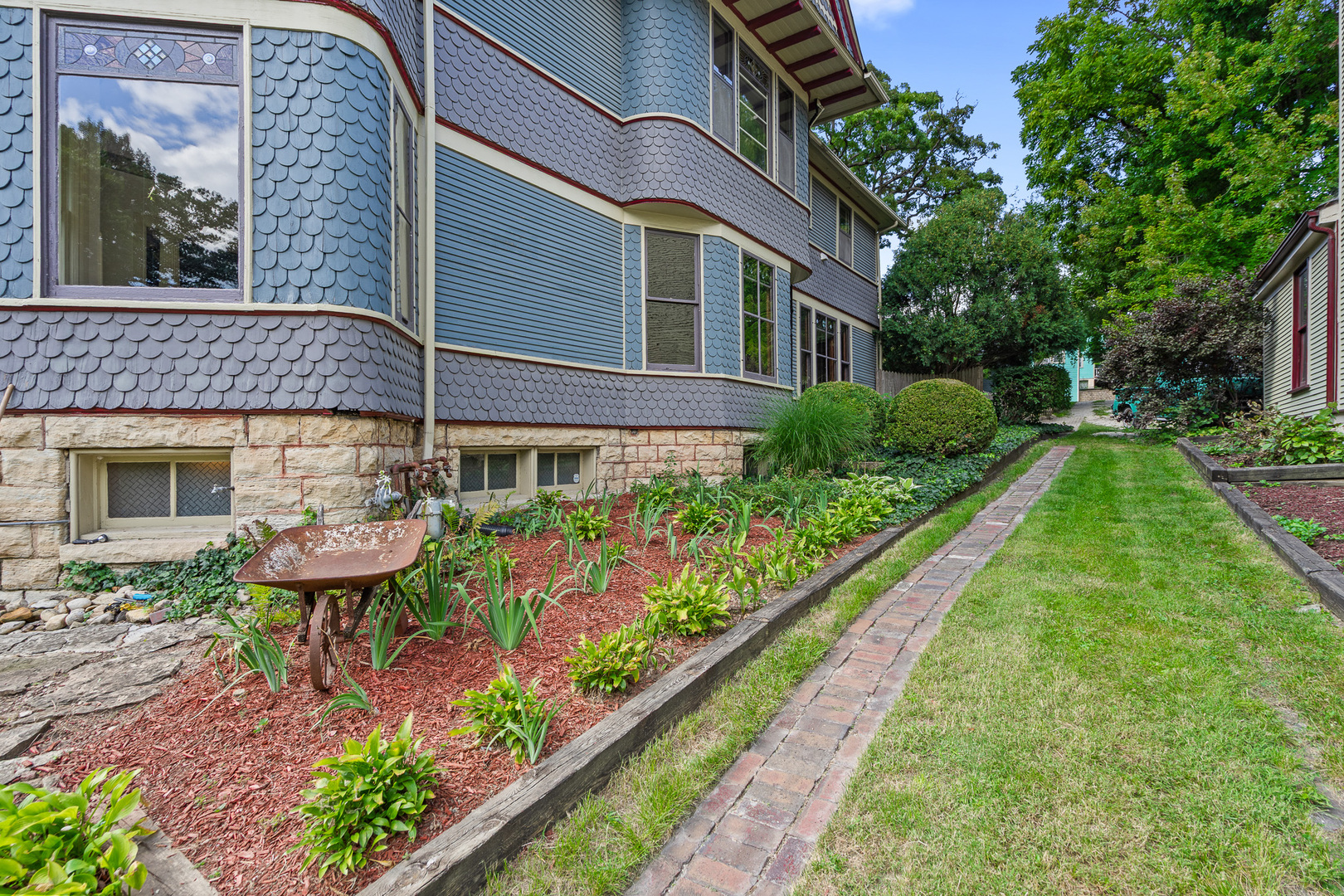 509 Buell Avenue, Joliet, IL 60435