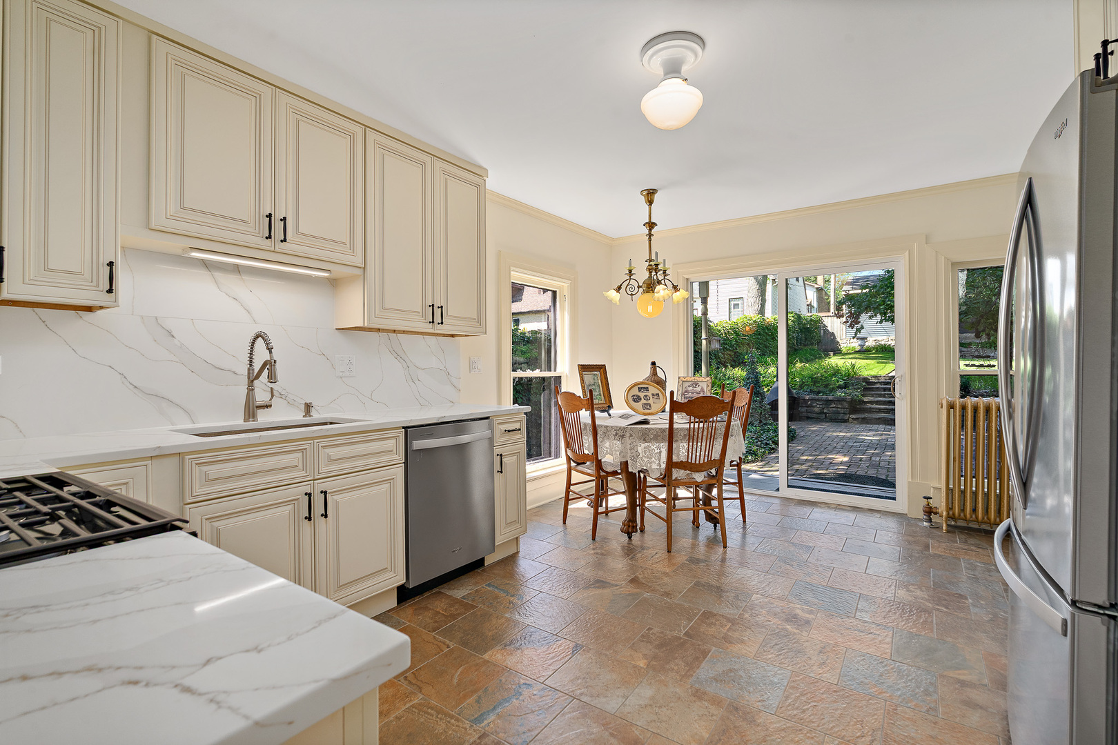509 Buell Avenue, Joliet, IL 60435