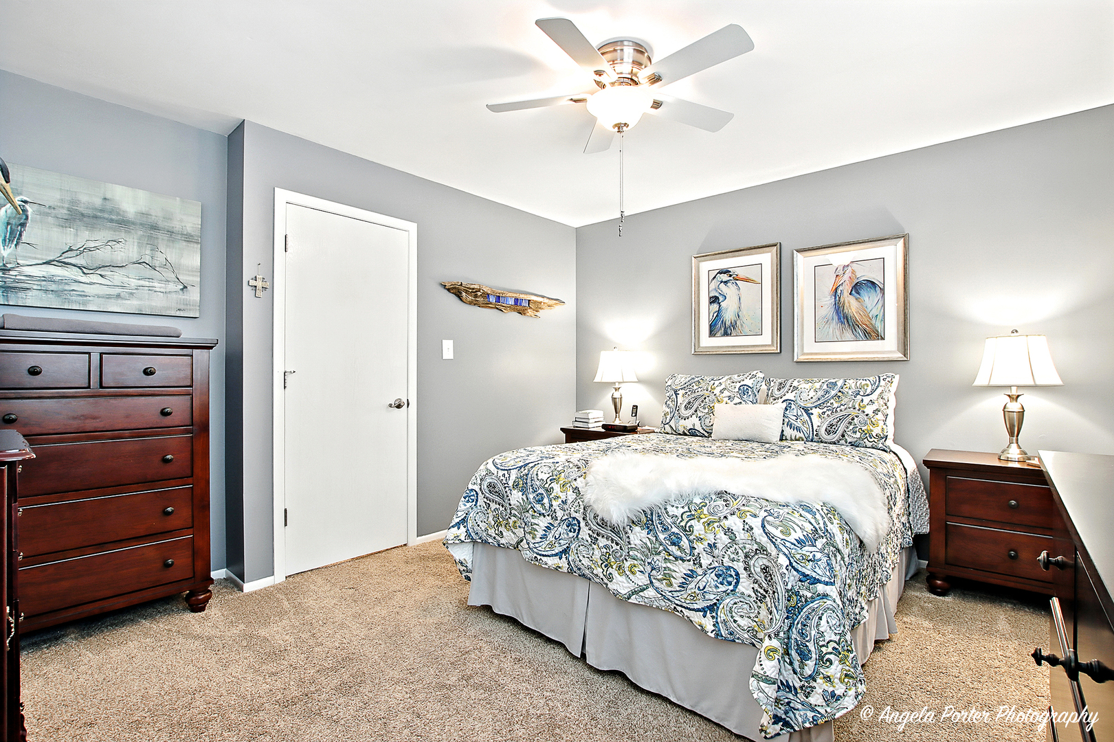 527 Normandie Lane, Round Lake Beach, IL 60073