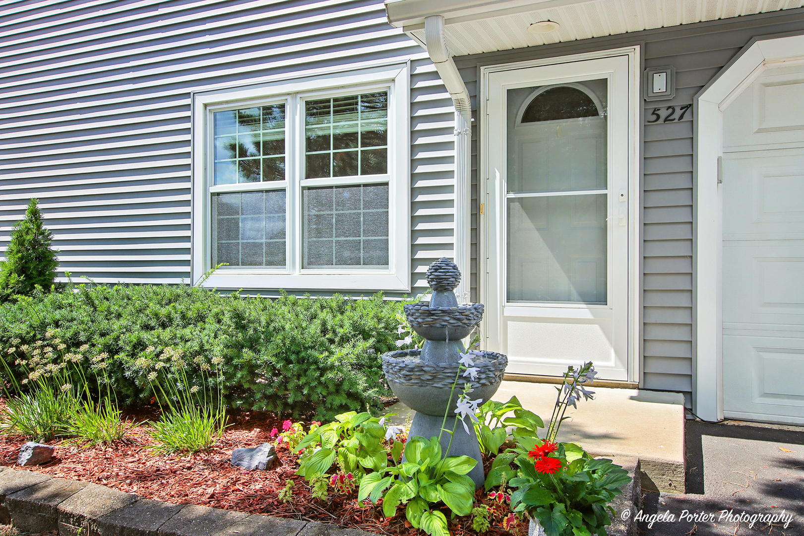 527 Normandie Lane, Round Lake Beach, IL 60073