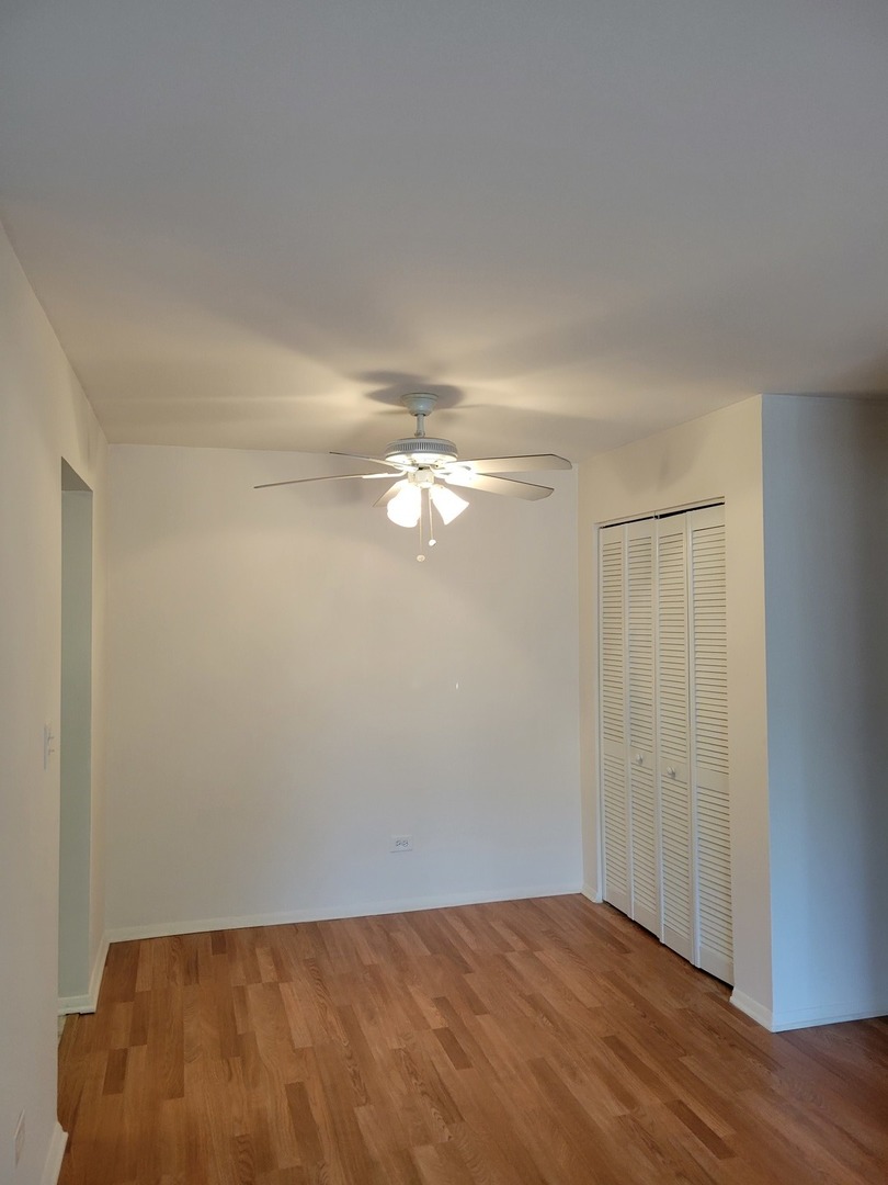 9S025 Lake Drive #10A-203, Willowbrook, IL 60527