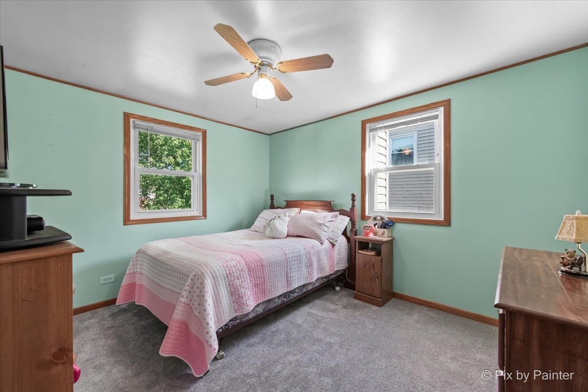 501 Argyll Lane, Schaumburg, IL 60194