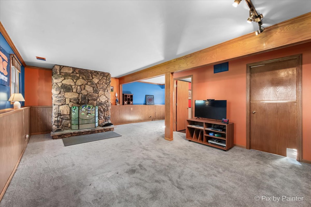 501 Argyll Lane, Schaumburg, IL 60194