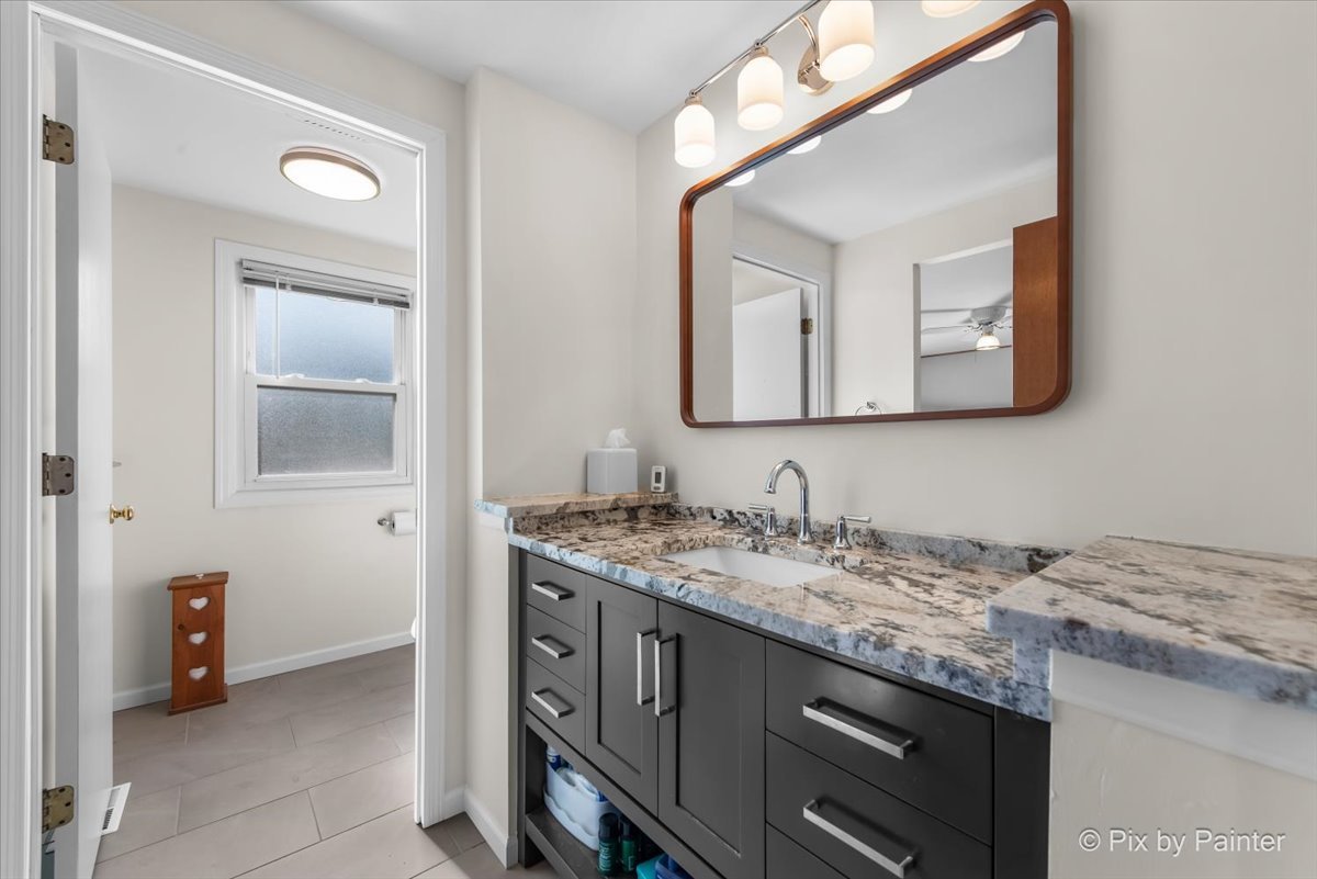 501 Argyll Lane, Schaumburg, IL 60194