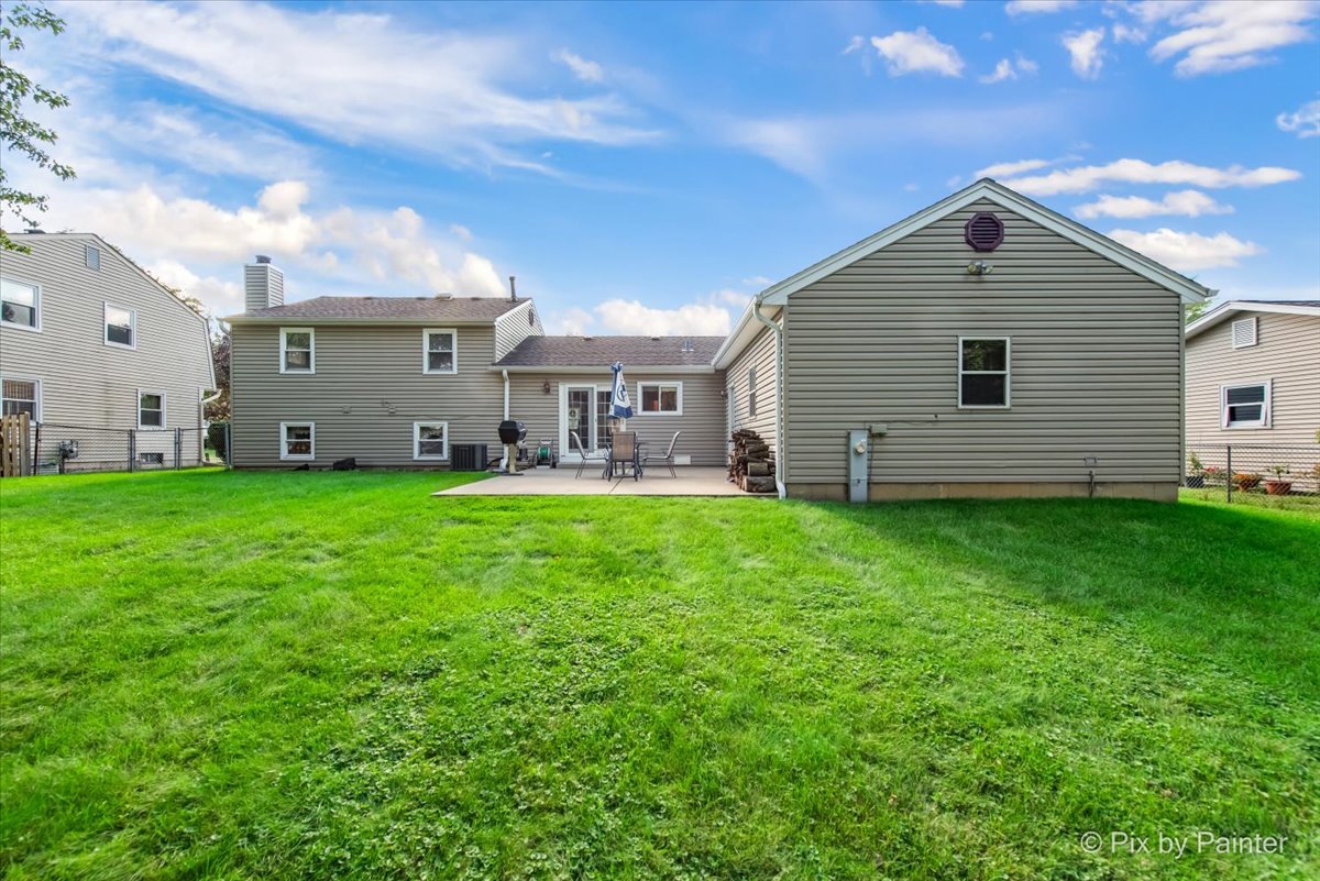 501 Argyll Lane, Schaumburg, IL 60194