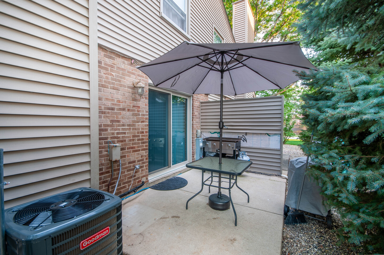 9337 Waterford Lane, Orland Park, IL 60462