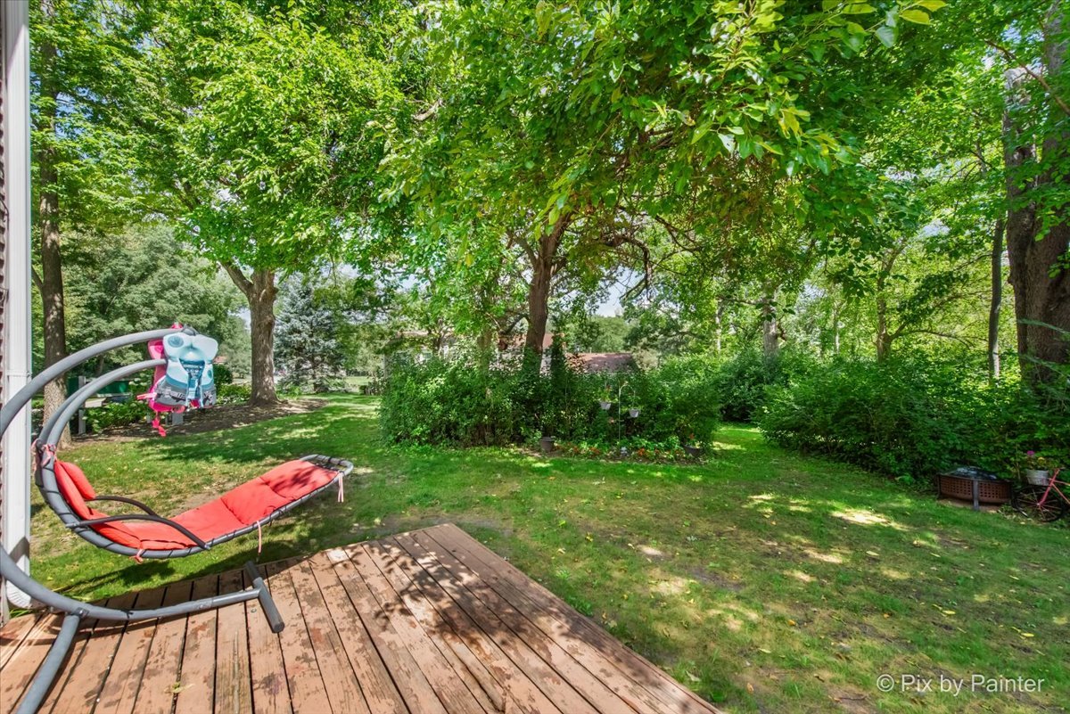 60 Forest Lane, Cary, IL 60013