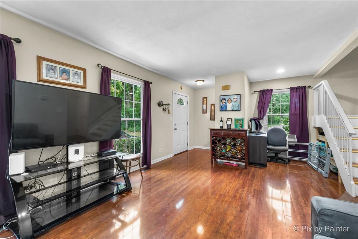 60 Forest Lane, Cary, IL 60013