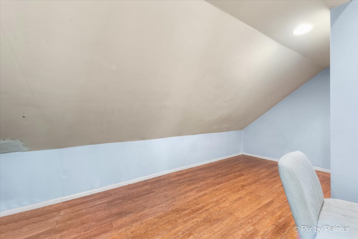 60 Forest Lane, Cary, IL 60013