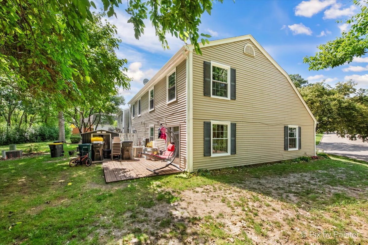 60 Forest Lane, Cary, IL 60013