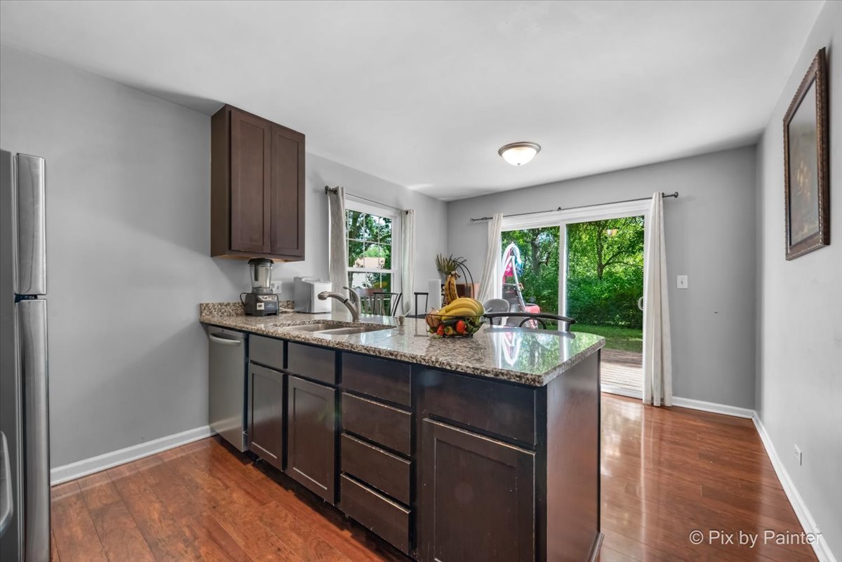 60 Forest Lane, Cary, IL 60013