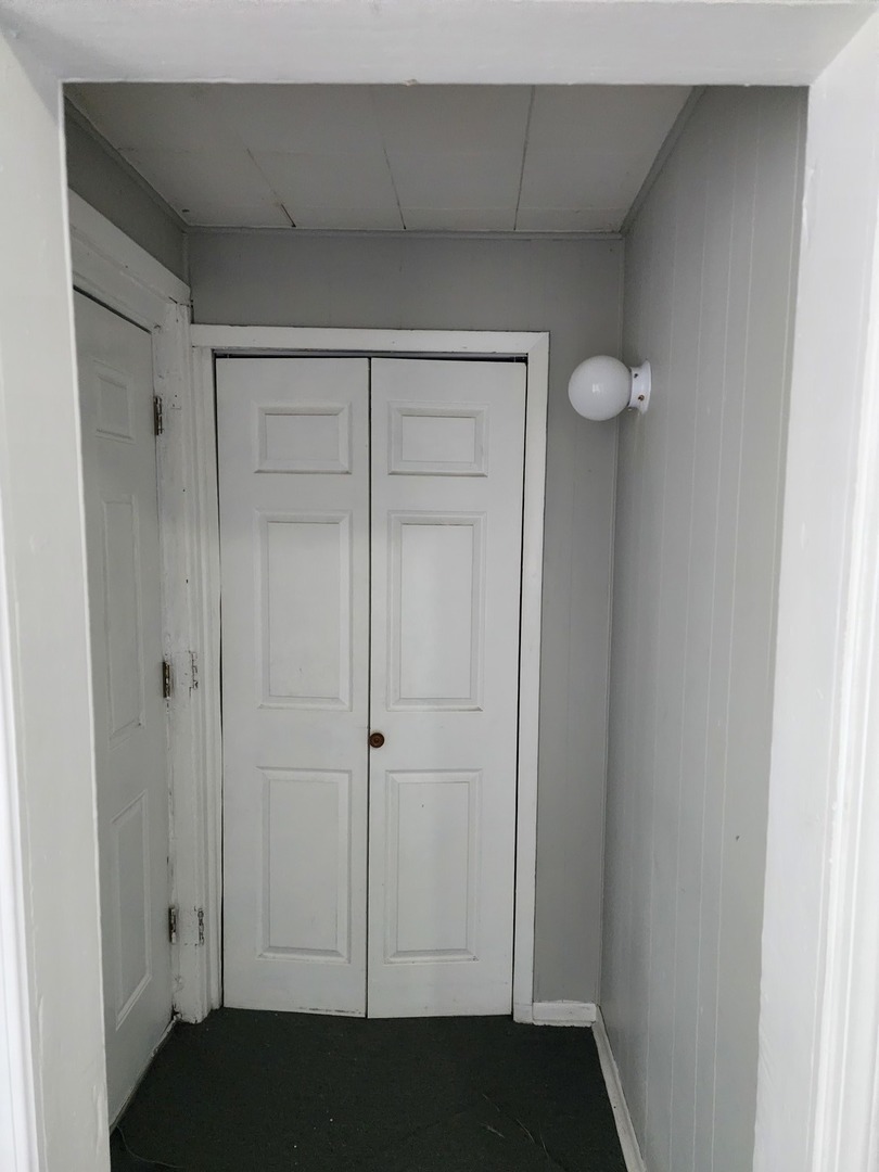 8825 S Exchange Avenue, Chicago, IL 60617