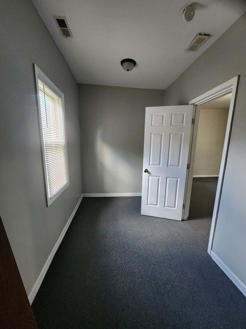 8825 S Exchange Avenue, Chicago, IL 60617