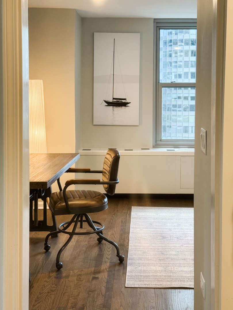 400 E Randolph Street #1229, Chicago, IL 60601