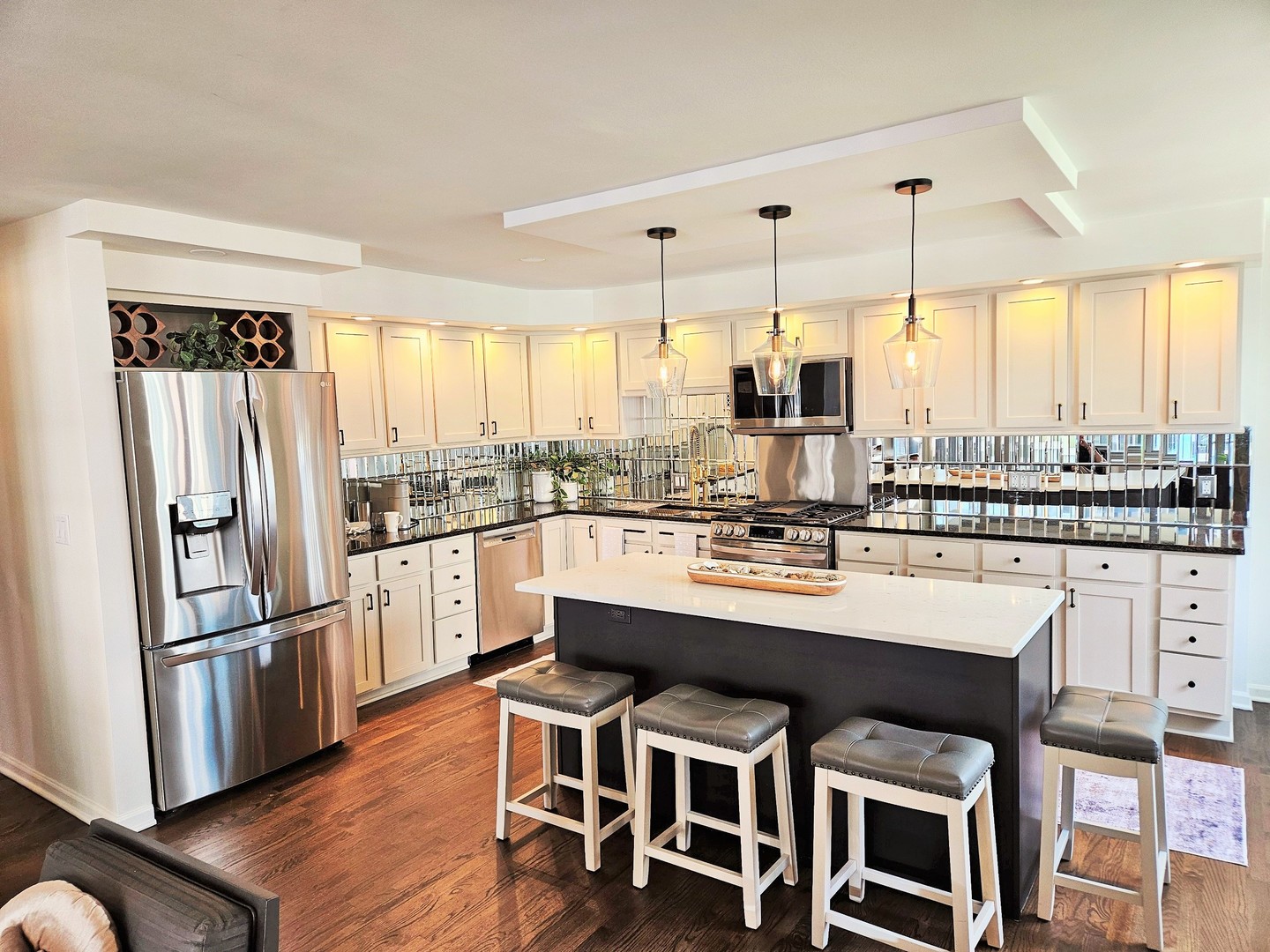 400 E Randolph Street #1229, Chicago, IL 60601