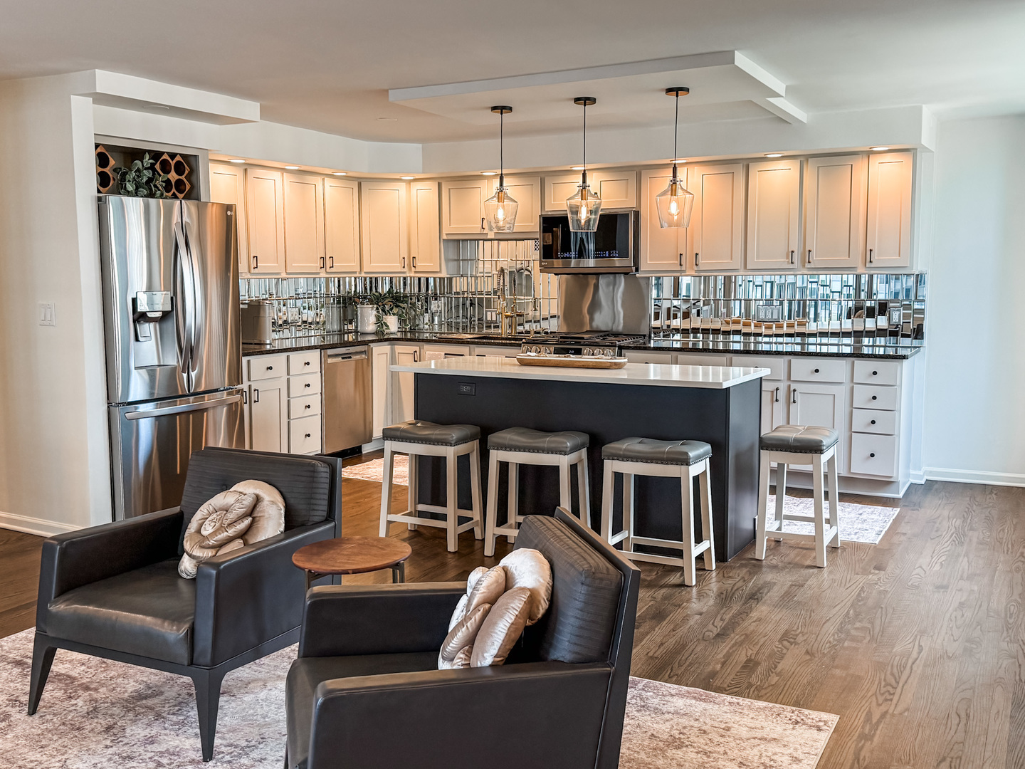 400 E Randolph Street #1229, Chicago, IL 60601