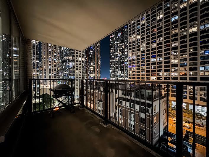 400 E Randolph Street #1229, Chicago, IL 60601
