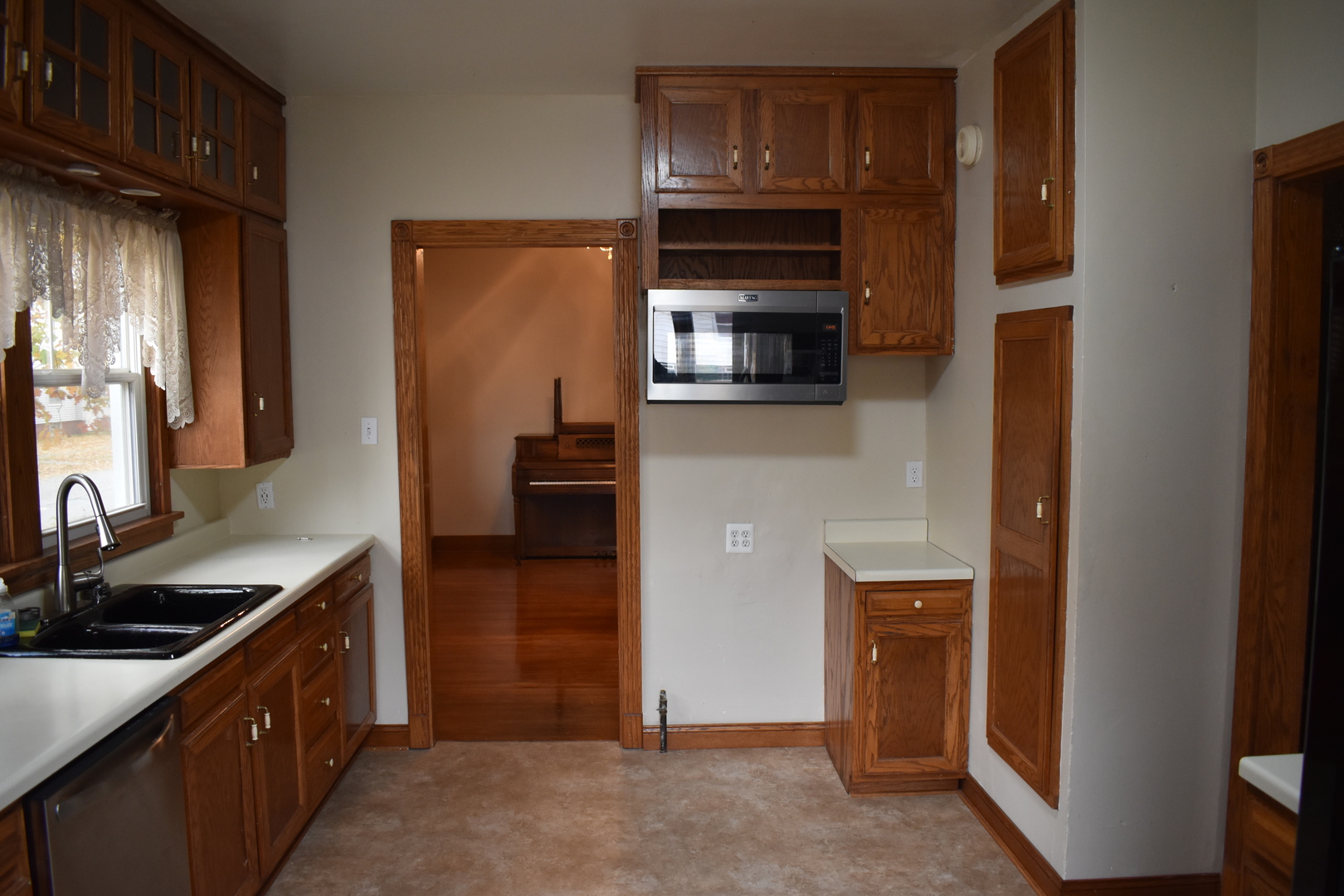 225 E Pierce Street, Pontiac, IL 61764