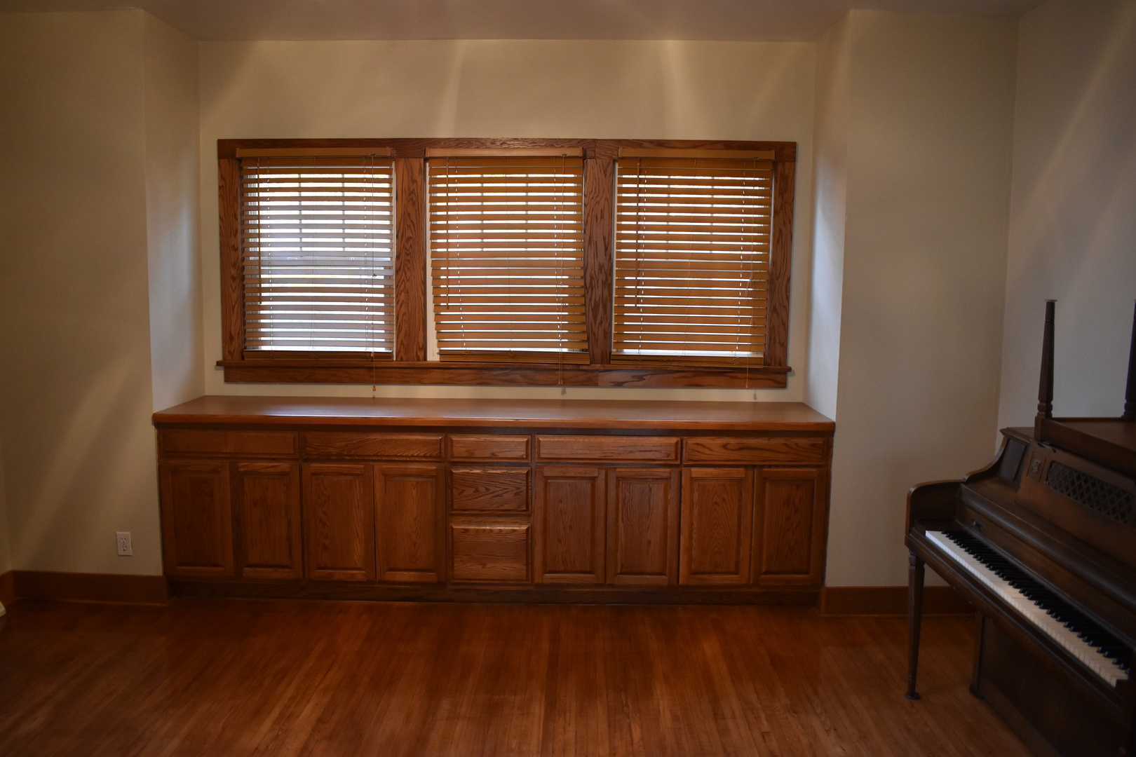 225 E Pierce Street, Pontiac, IL 61764