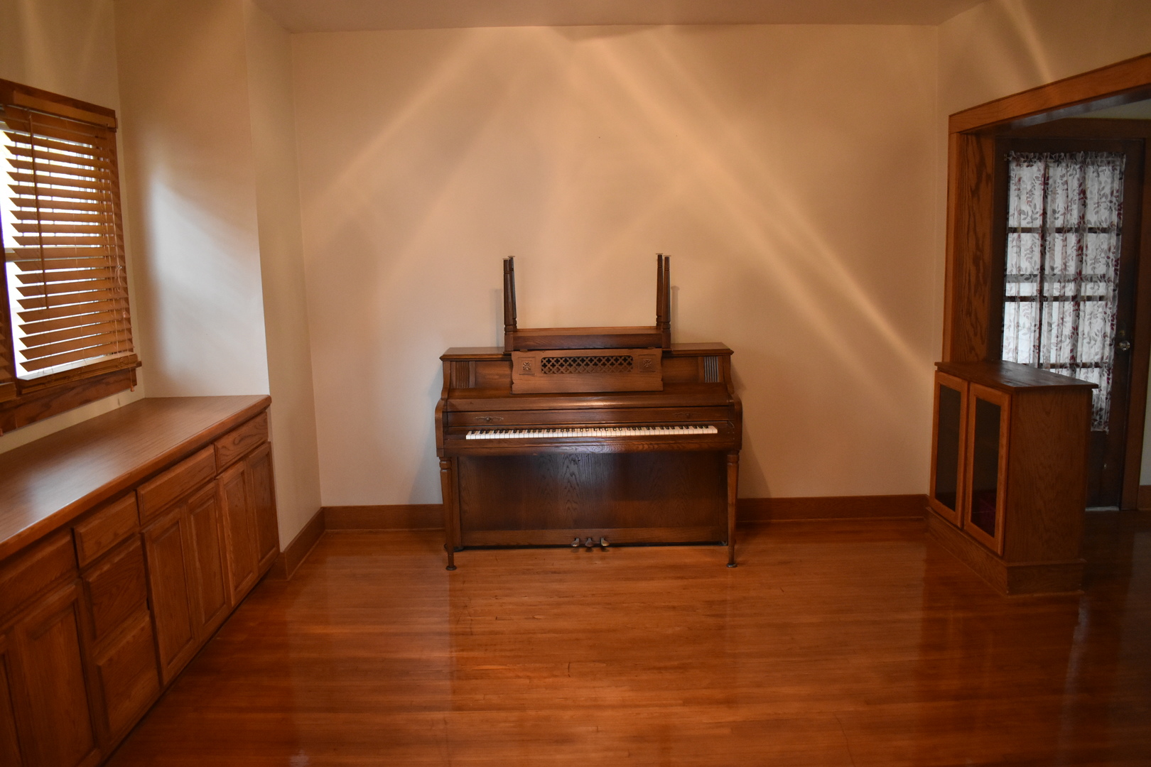 225 E Pierce Street, Pontiac, IL 61764