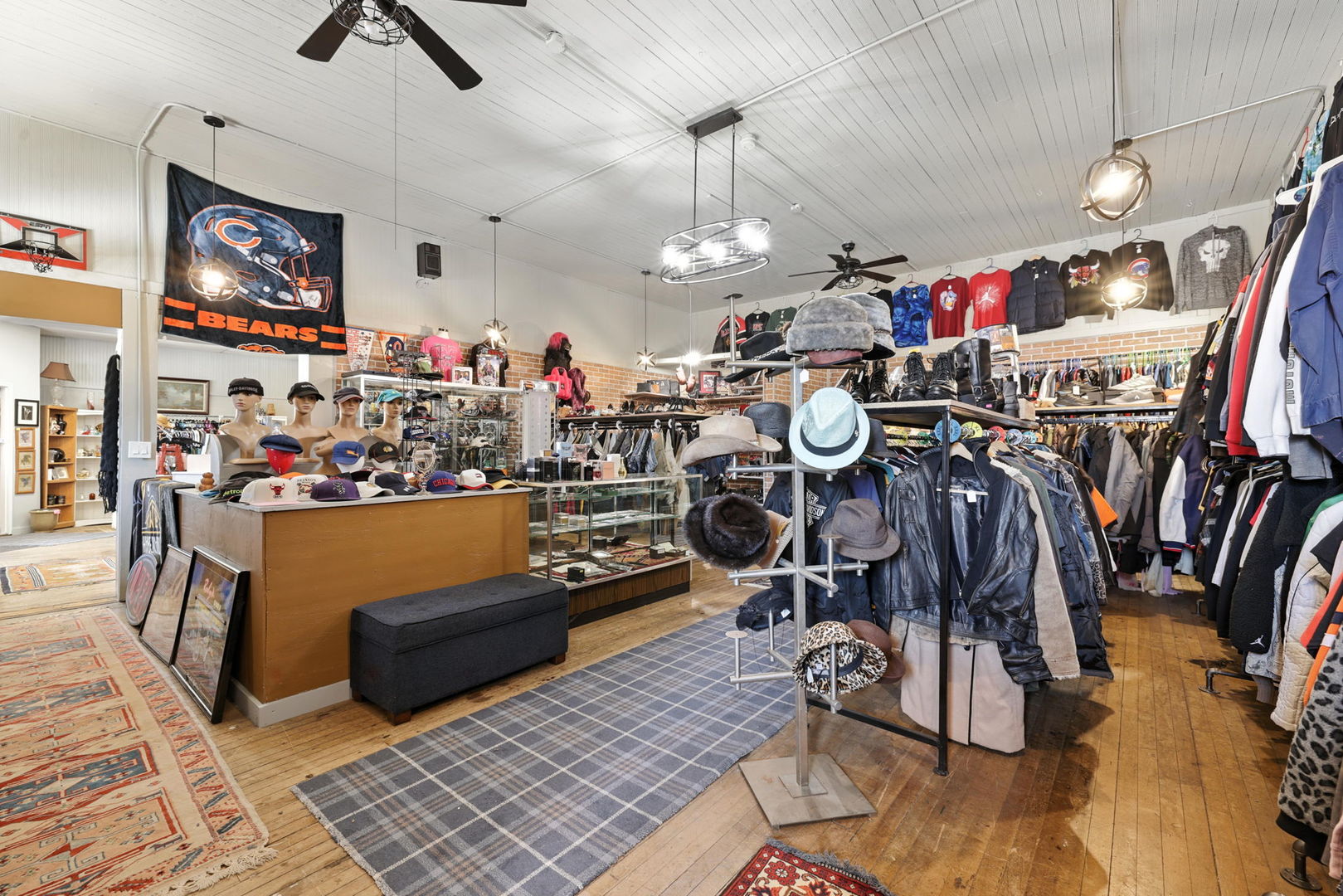 9936 Main Street, Hebron, IL 60034