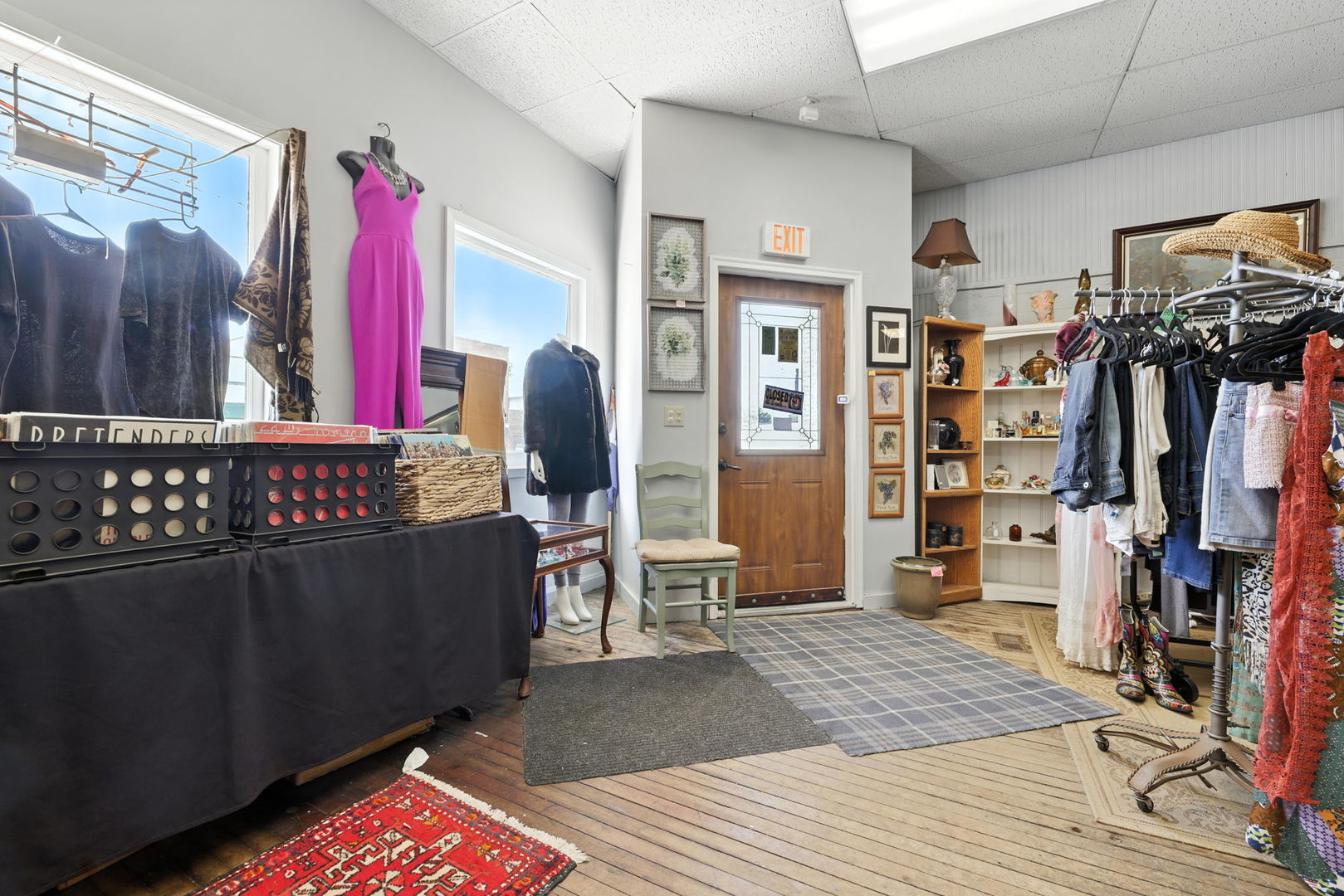 9936 Main Street, Hebron, IL 60034